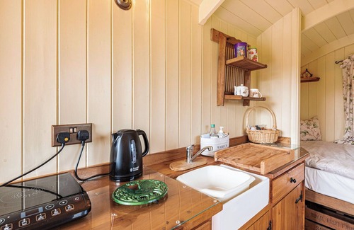 Horncastle Cottage | The Nuthatch - UK40297