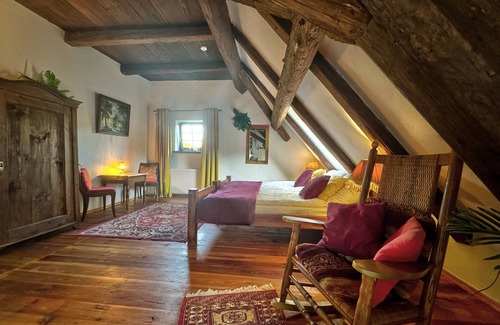 Lwowek Slaski Cabin | The Oak Lodge: Adventure - Nature - Atmosphere