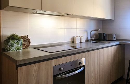 La Losa House | "the oak" of the houses of alex, family rest with all the luxuries.