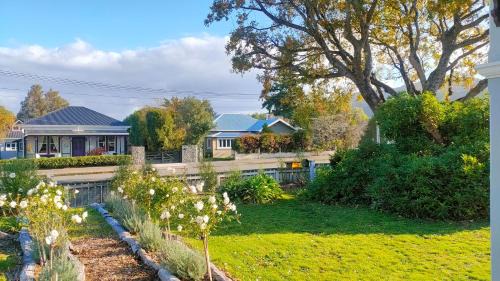 Featherston House | The Oaks- a beautifully appointed 1890s villa