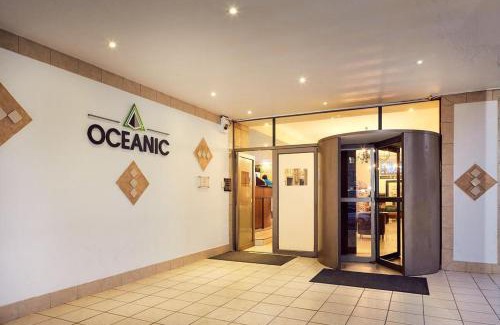 North Beach Apartment | The Oceanic 1 bedroom with Ocean views - Self-catering Apartment