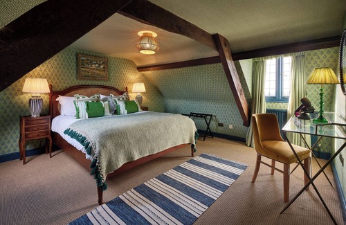 Malmesbury Hotel | The Old Bell Hotel