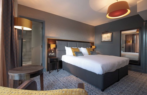 Swords Hotel | The Old Borough by Wetherspoon