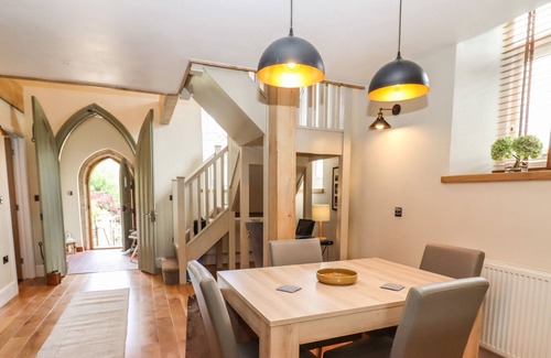 Dorstone Cottage | THE OLD CHAPEL, family friendly, luxury holiday cottage in Dorstone