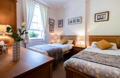 Mylor Churchtown Apartment | The Old Coastguard Station