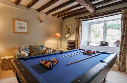 Lifton House | The Old Manor House