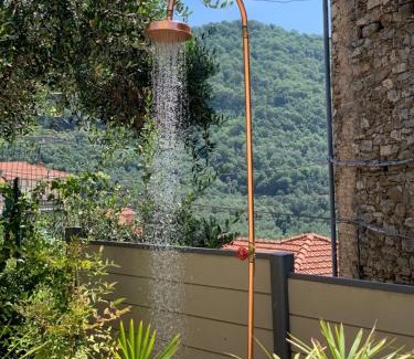 Vasia House | The Old Mansion