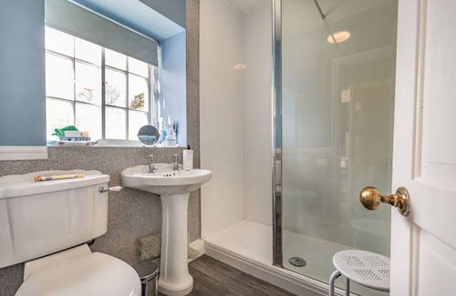 Malton Cottage | THE OLD PIPE HOUSE, pet friendly, character holiday cottage in Malton