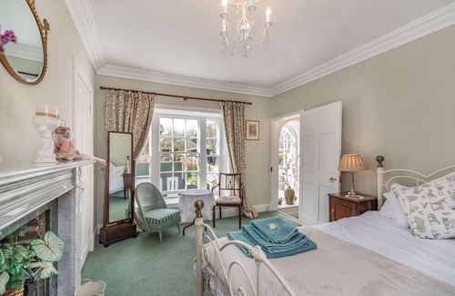 Malton Cottage | THE OLD PIPE HOUSE, pet friendly, character holiday cottage in Malton