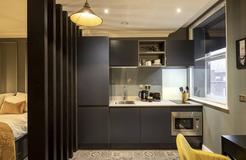 Warrington Apartment | The Old Post Office by Deuce Hotels