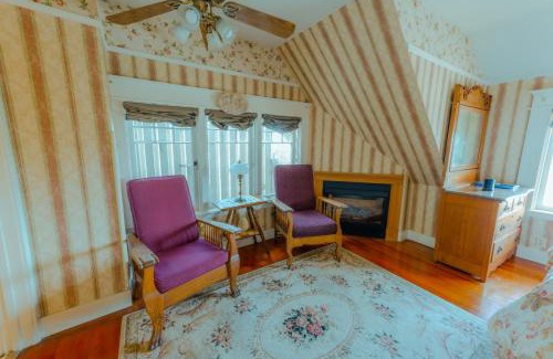 Pacific Grove Bed & Breakfast | The Old St Angela Inn