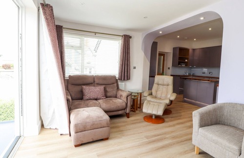 Conwy Cottage | THE OLD TYWYN POST OFFICE, family friendly, with a garden in Deganwy