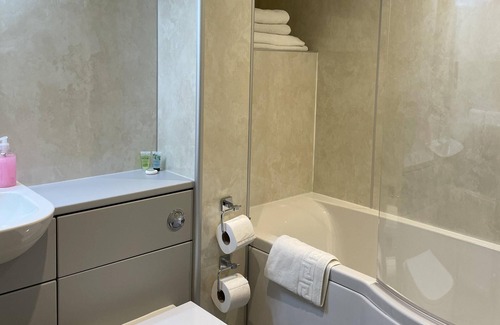 Seahouses Hotel | The Olde Ship Inn