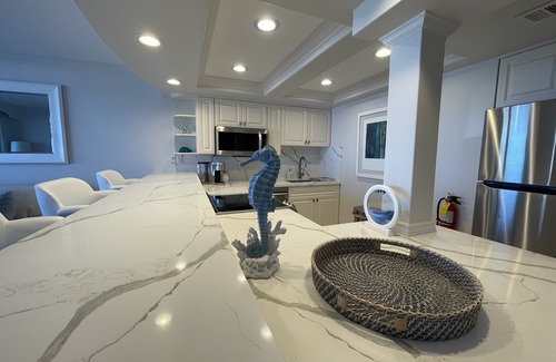 Deerfield Beach Condo | THE ONE! NEWLY RENOVATED GROUNDFLOOR BEACH/OCEAN FRONT CONDO with private deck!