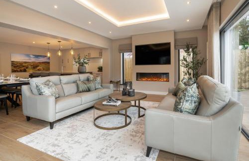 Newcastle House | The Orchard, 5 Star Luxury Accommodation