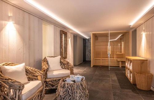 Saint-Palais-sur-Mer Hotel | The Originals Boutique Hôtel La Villa Ouest & Spa