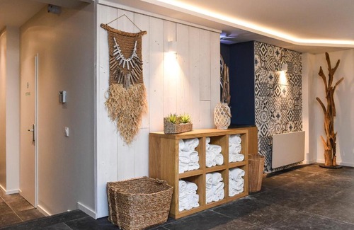 Saint-Palais-sur-Mer Hotel | The Originals Boutique Hôtel La Villa Ouest & Spa