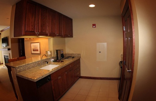 Elkhart Lake Resort | The Osthoff Resort