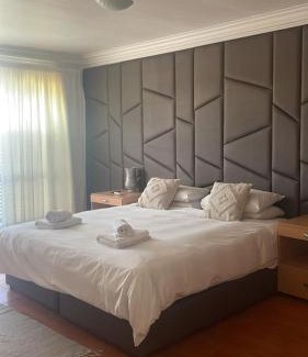 Lansdowne Apartment | The Other House - Cape Town