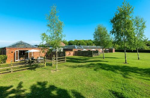 Sculthorpe House | The Owl