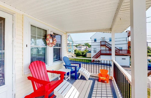 Old Orchard Beach House | The Owl's Nest