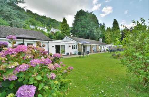Symonds Yat House | The Paddocks Cottages