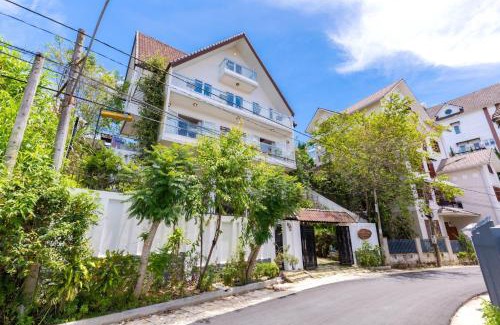 Phuong Villa | The Palm Villa 17 DaLat - Karaoke 6bedrooms