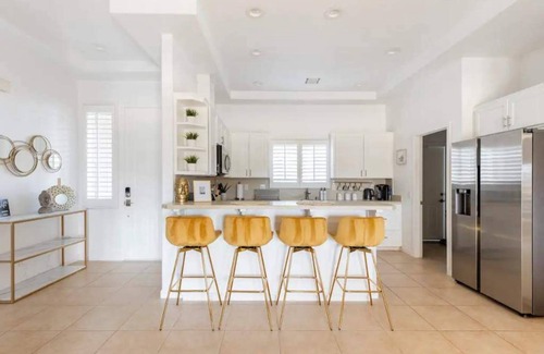 Thousand Palms House | The Palms - Pool, Spa, BBQ, Games, Mountain Views