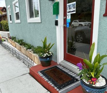 Shell Beach Hotel | The Palomar Inn