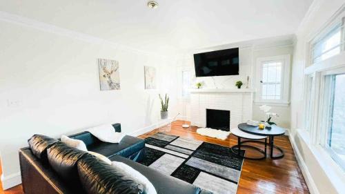 Lakewood Apartment | The Panda Apartment In Lakewood
