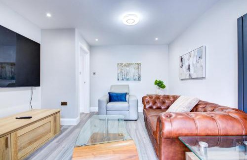 Reading House | The Parklane Residence