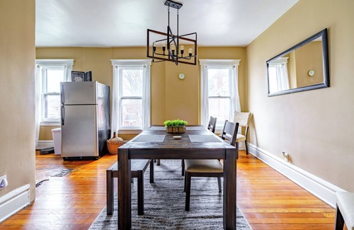 Victorian Village House | The Parkside by Jungle House – Short North Boutique Suites