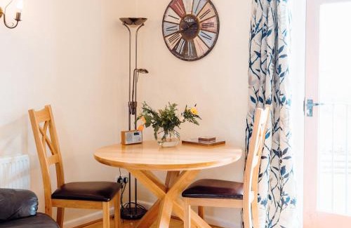 Lydstep House | The Parlour - Uk6717