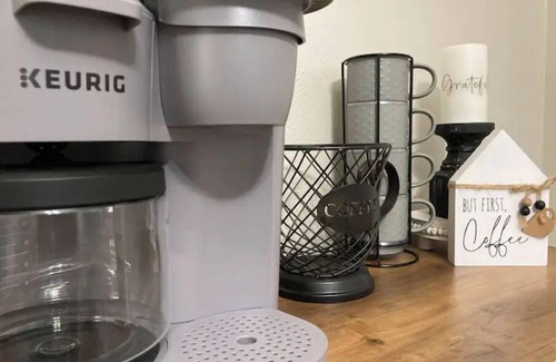 Sulphur House | The Parson's Cottage - Charming, Cozy, Adorable!