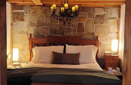 Huntingdon Bed & Breakfast | The Pause Bed & Breakfast