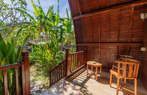 Sampalan House | The Peace Arta Bungalow
