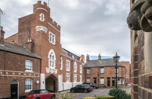 Chester Apartment | The Penthouses, 9 Albion Mews