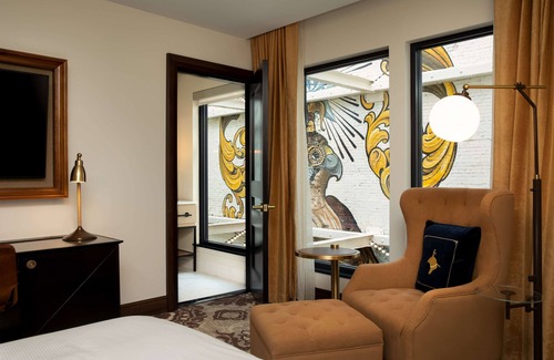 Downtown Omaha Hotel | The Peregrine Omaha Downtown, Curio Collection by Hilton