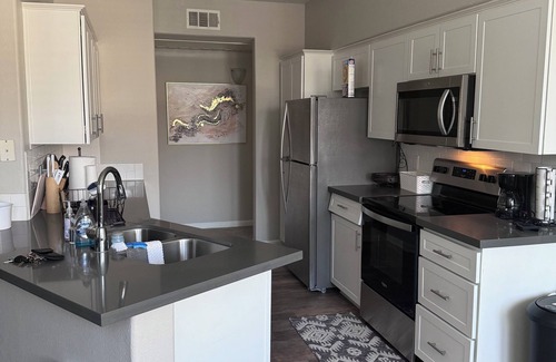 Elk Grove Apartment | The Perfect Stay in Sacramento: 2-Bed Retreat