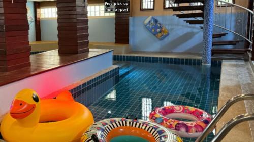 Ratsada Villa | The Phuket Pool Villa