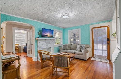 United Central House | The Pineapple Bungalow St Pete