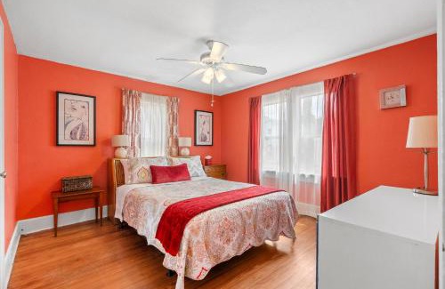 United Central House | The Pineapple Bungalow St Pete