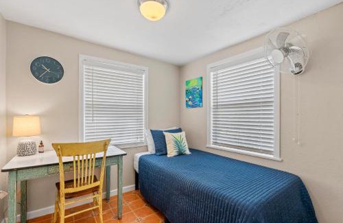 United Central House | The Pineapple Bungalow St Pete