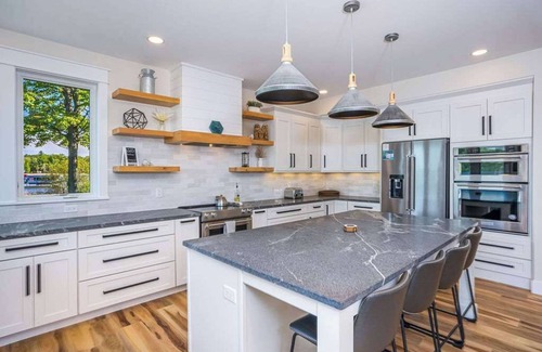 Interlochen House | The Point On Green Lake & Betsie River | Dogs OK