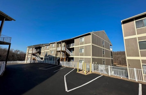 Osage Beach House | The Pointe at Lazy Days