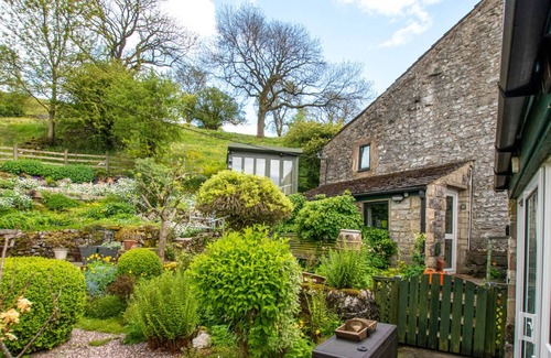 Crowdecote House | The Potting Shed - One Bedroom House, Sleeps 2