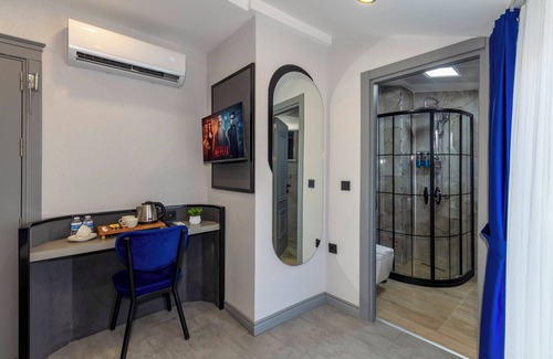 Arnavutkoy Hotel | The Private Airport Hotel