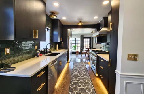 Casper House | The Quad Haven & Loft