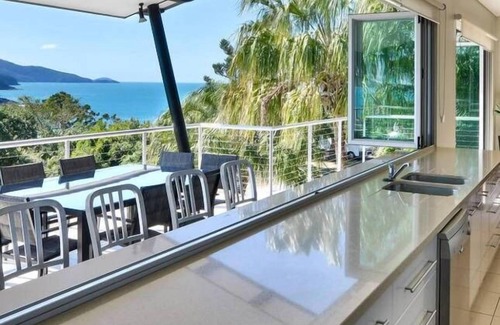 Hamilton Island Villa | The QuarterDeck - Hamilton Island