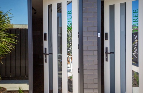 Fitzroy Apartment | The Residence Apartment 6 50 Sky